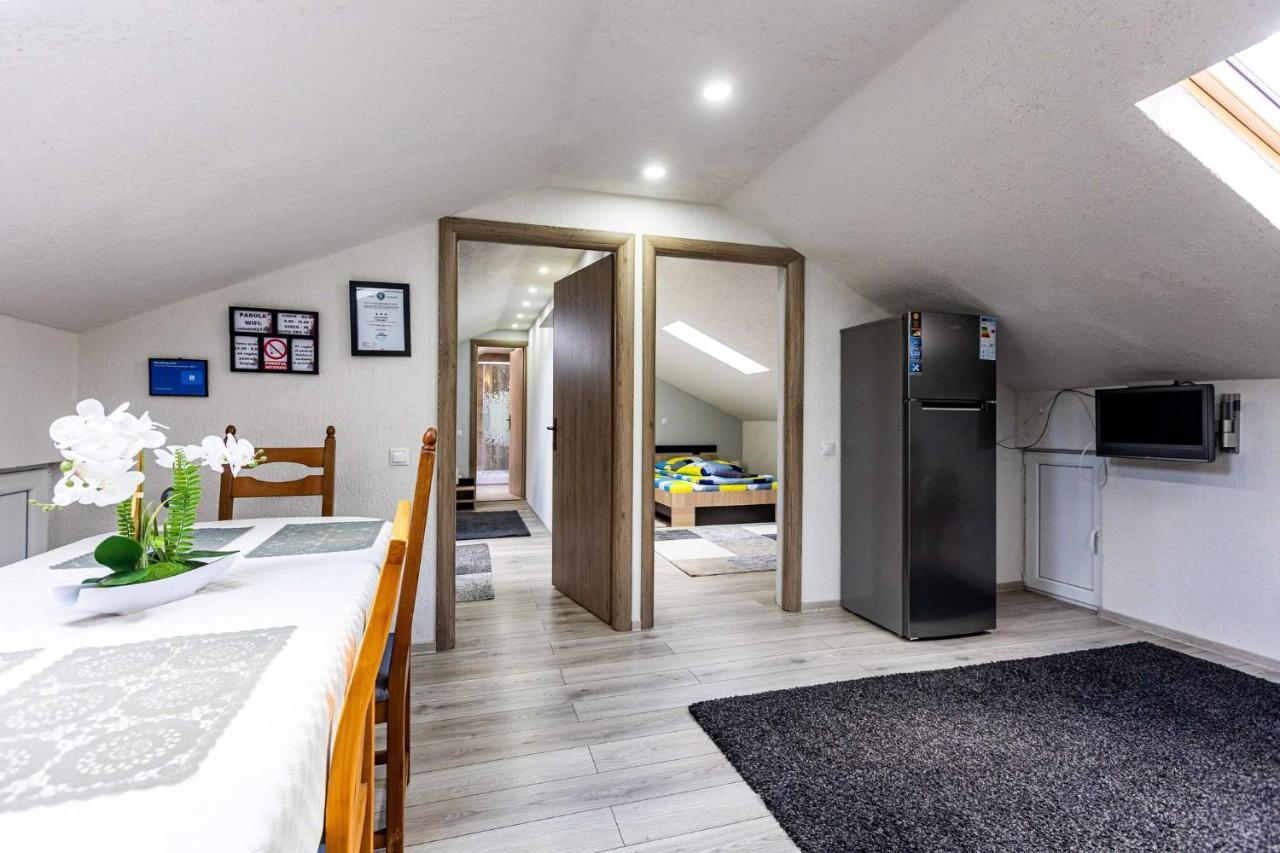 Casa Andy Hotel Buşteni Buitenkant foto