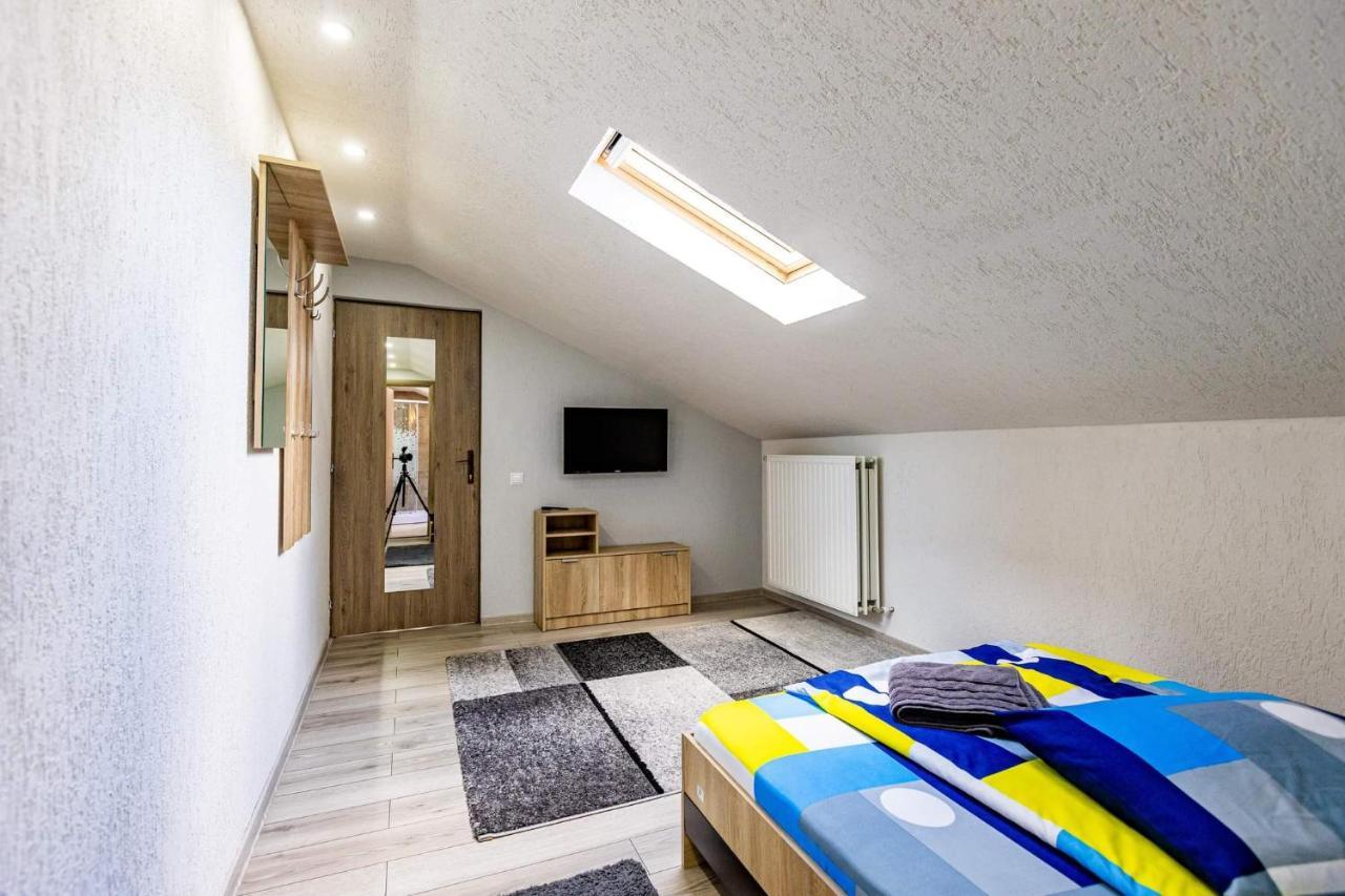 Casa Andy Hotel Buşteni Buitenkant foto