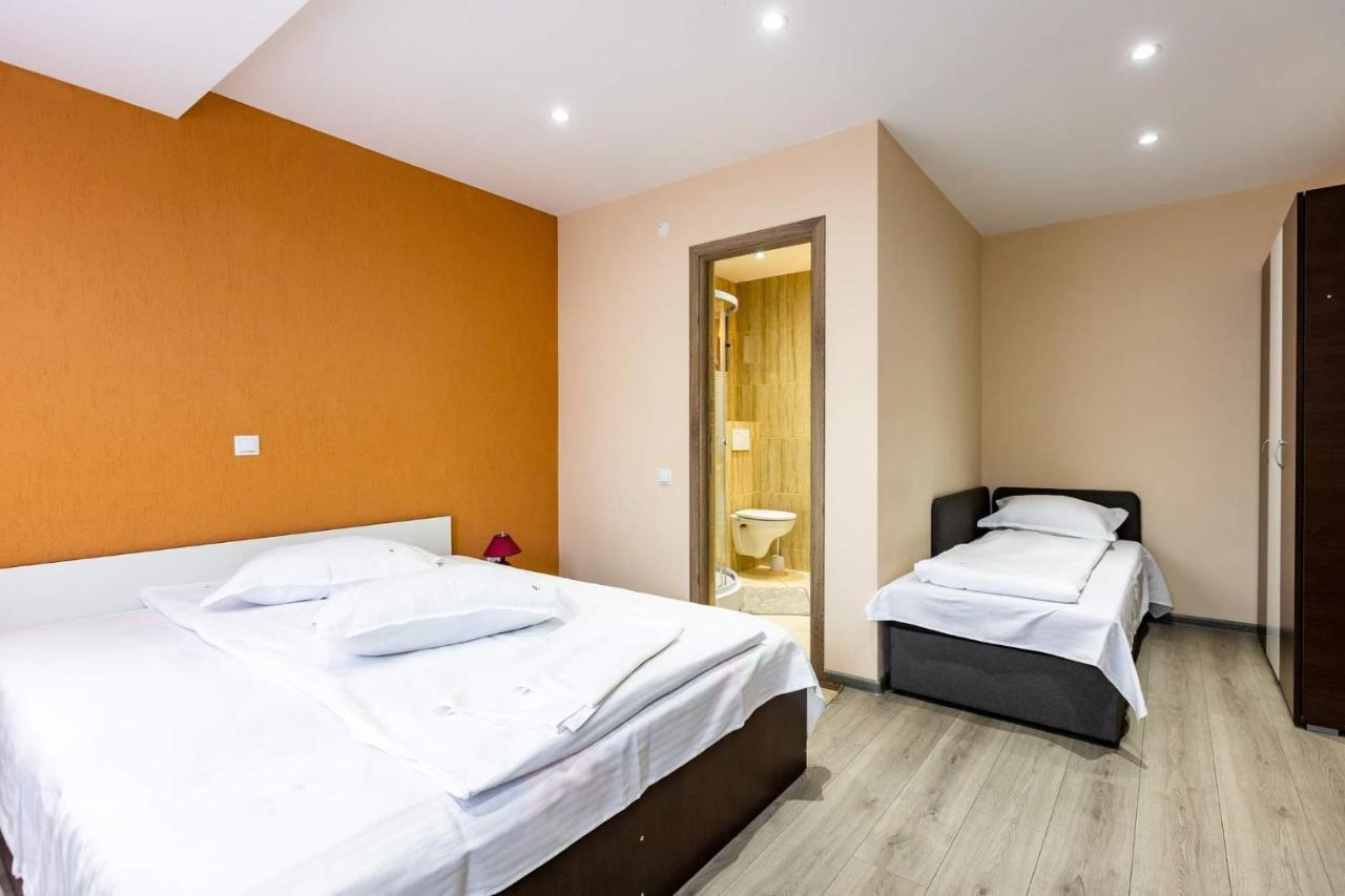 Casa Andy Hotel Buşteni Buitenkant foto